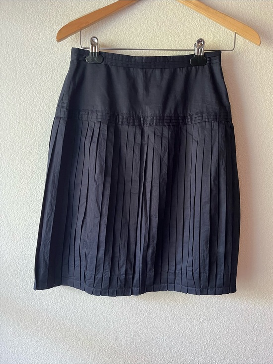 J. Crew Dresses & Skirts - NWOT J.Crew Drop-Waist Cotton Skirt and Sharp Accordion Pleats Size 0